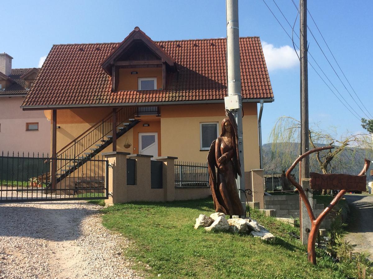 Ubytovanie Emka Apartment Hrabusice Exterior photo